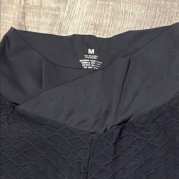 Black “TikTok” Leggings - Picture 2 of 4